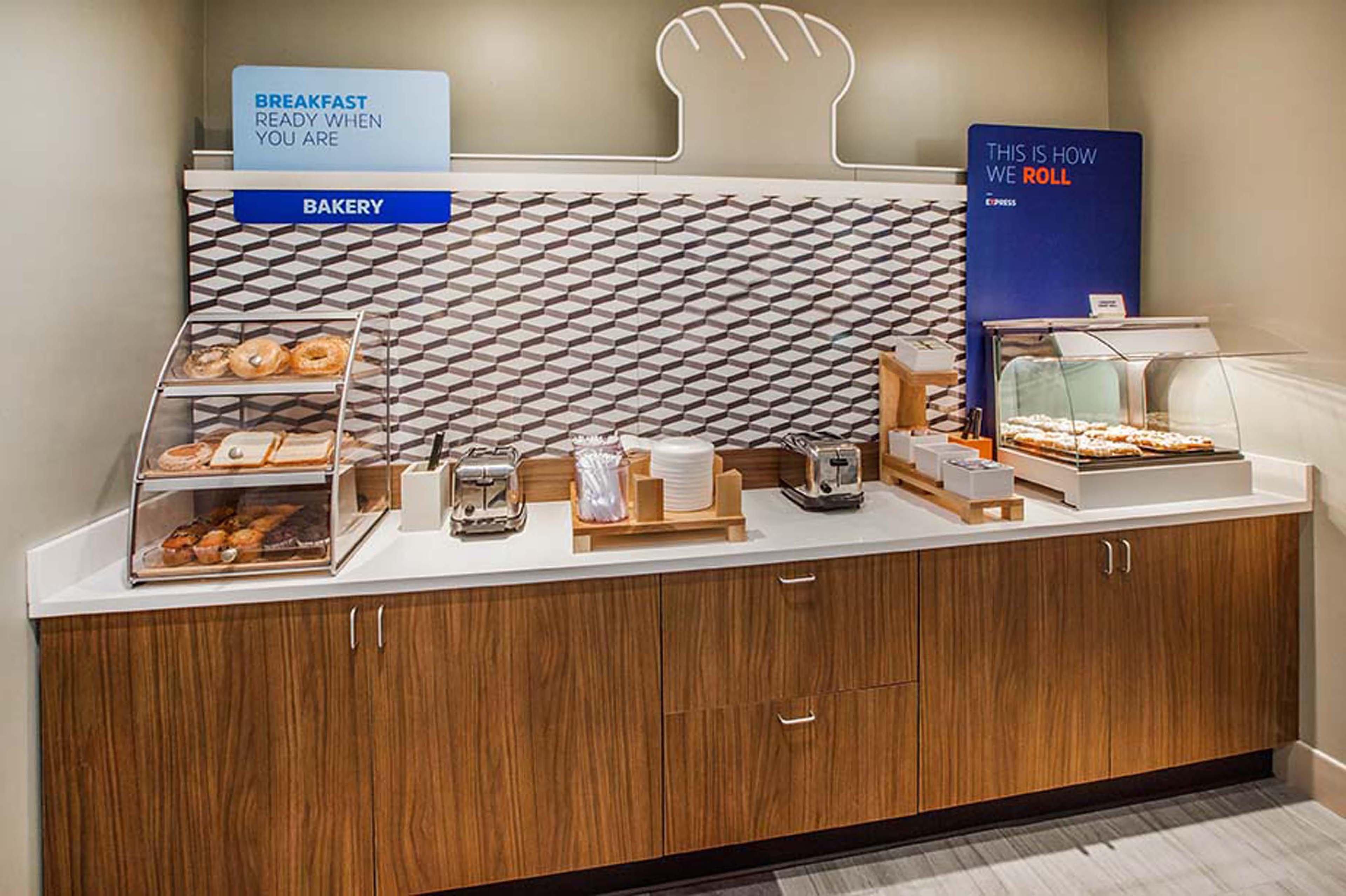 Holiday Inn Express Lapeer By Ihg Экстерьер фото