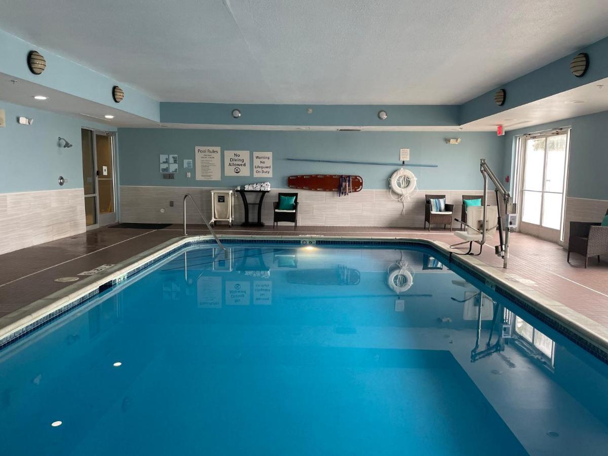 Holiday Inn Express Lapeer By Ihg Экстерьер фото