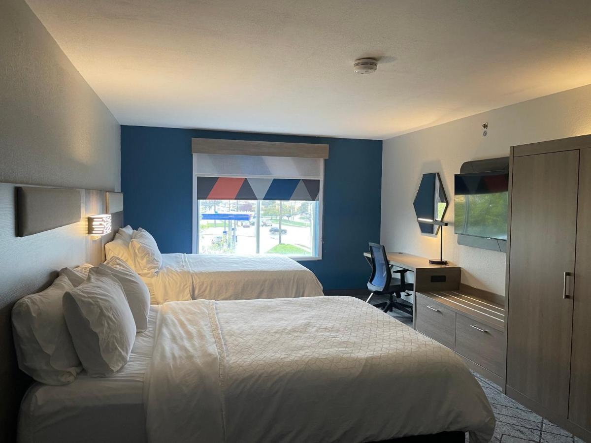 Holiday Inn Express Lapeer By Ihg Экстерьер фото