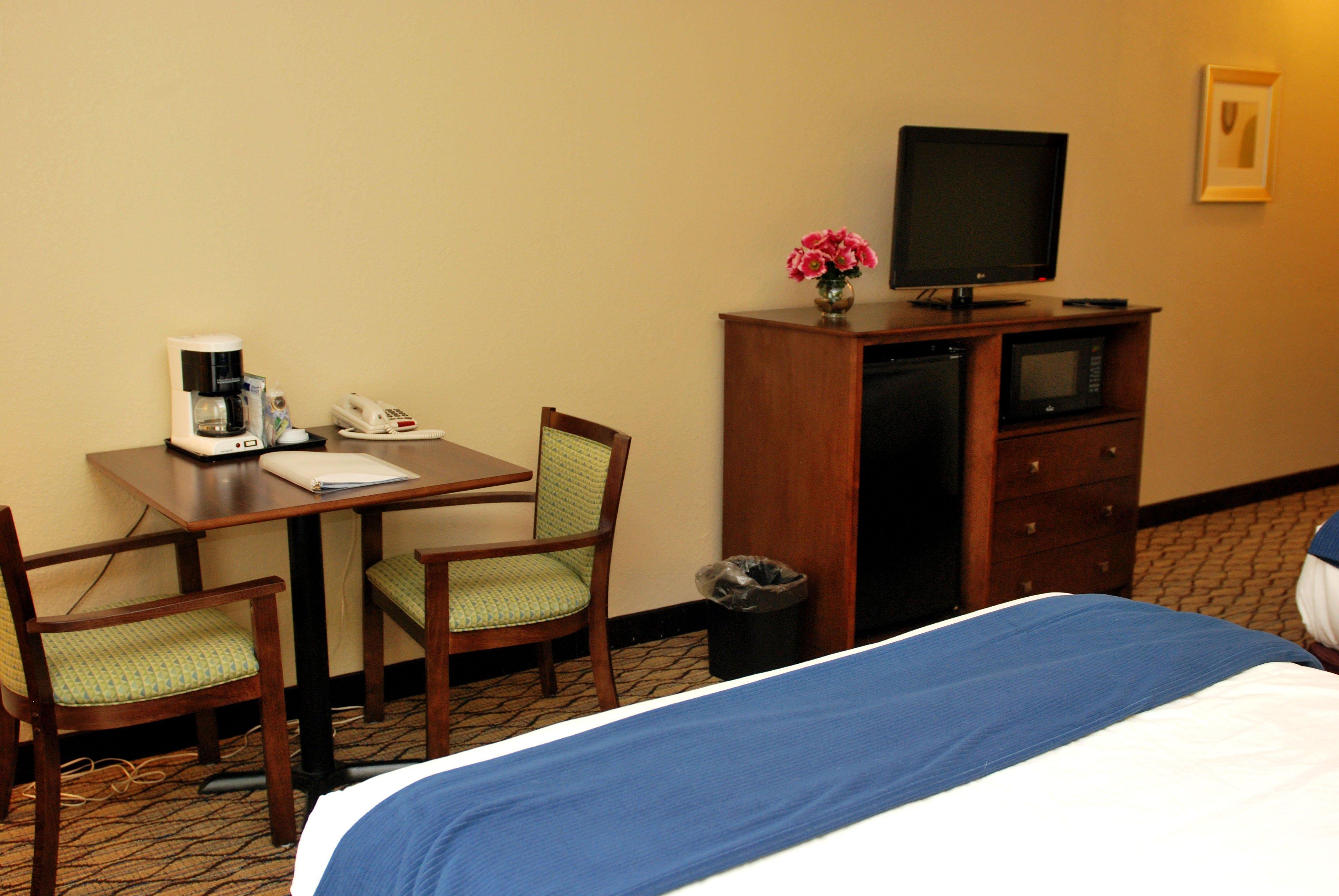 Holiday Inn Express Lapeer By Ihg Экстерьер фото
